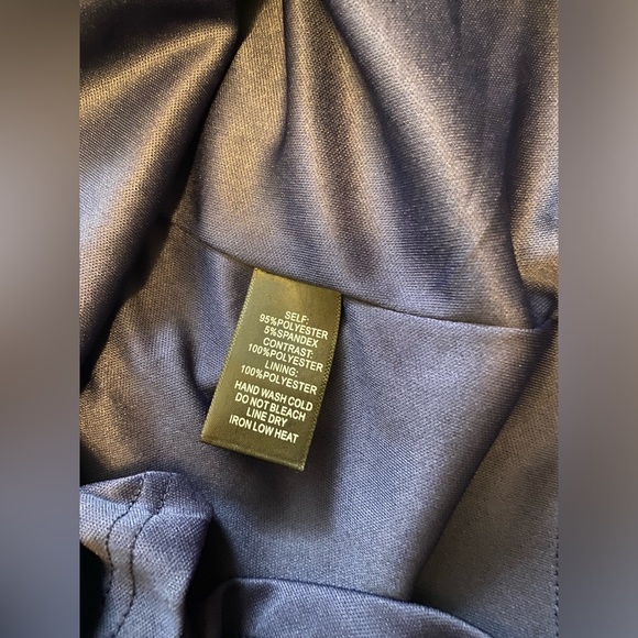 Lulu's Special Guest Navy Blue Surplice Midi Dress size XL - Picture 8 of 9